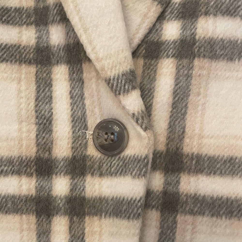 Bagatelle Collection soft plaid jacket size medium - Picture 3 of 10